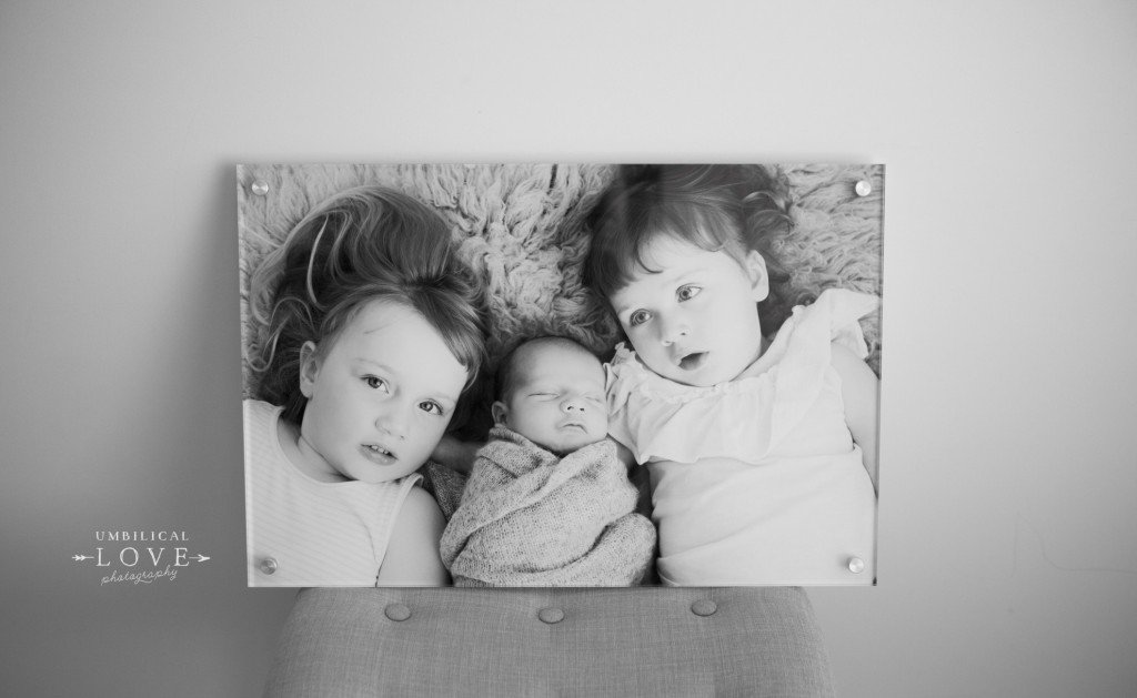 ice wall mount heirloom art of newborn and his sisters